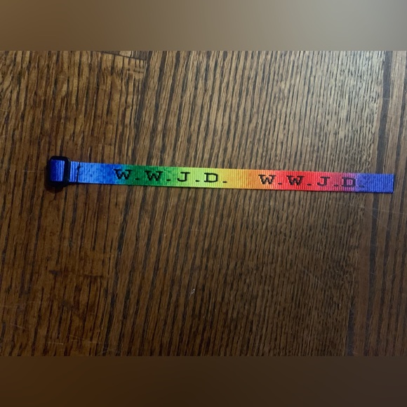 WWJD (what would Jesus do) bracelets! - Picture 6 of 6